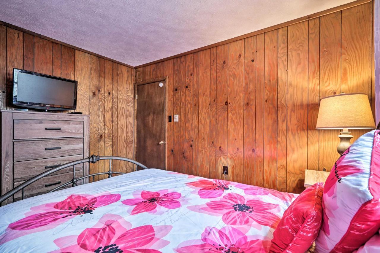 Vila Quiet Poconos Getaway 23 Mi To Camelback Mountain Albrightsville Exteriér fotografie